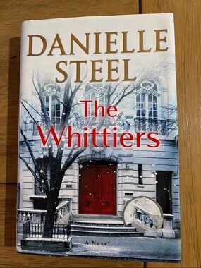 Danielle Steel The Whittiers - Hardcover Novel (White/Red)